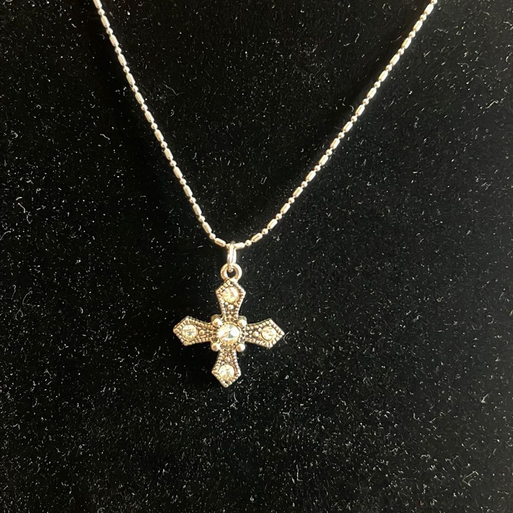 Handcrafted cross pendant on 16 inch silver tone chain